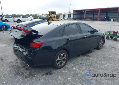 2019 Kia Forte Lxs z USA, uszkodzony, nr VIN 3KPF24AD6KE044804